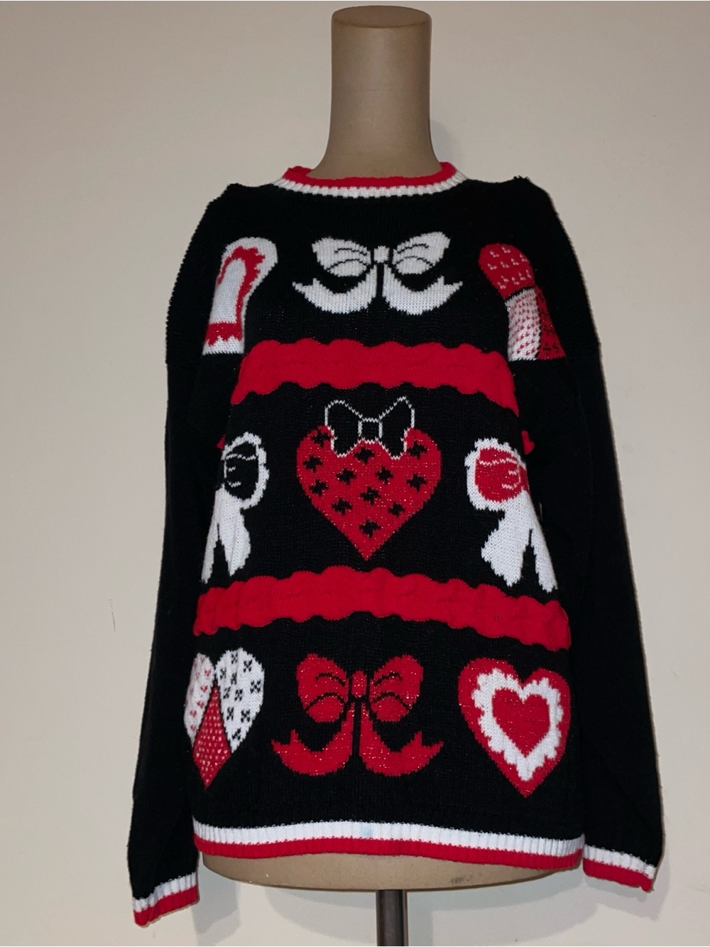 VNTGE Hot Cashews Sweater -holiday-Christmas-tinsel sparkle
